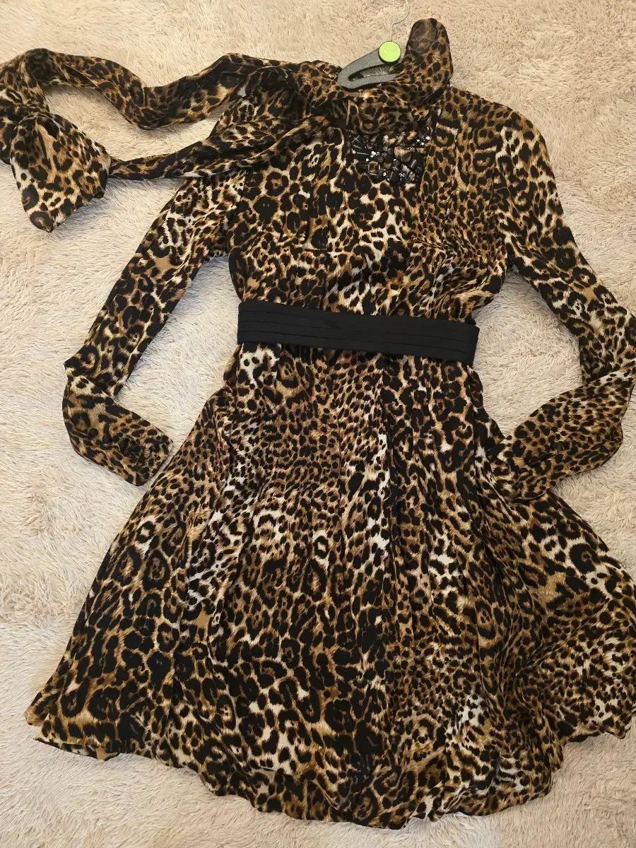 ミシャ レオパード シフォン ONE PIECE