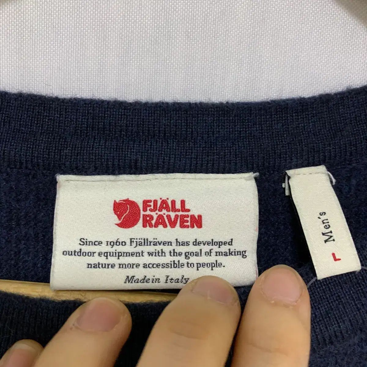 【美品】NIKE エアジョーダン1 MIDブラック/ホワイト 24.5cm フェールラーベン ネイビー ニット セーター M - L ヴィンテージ