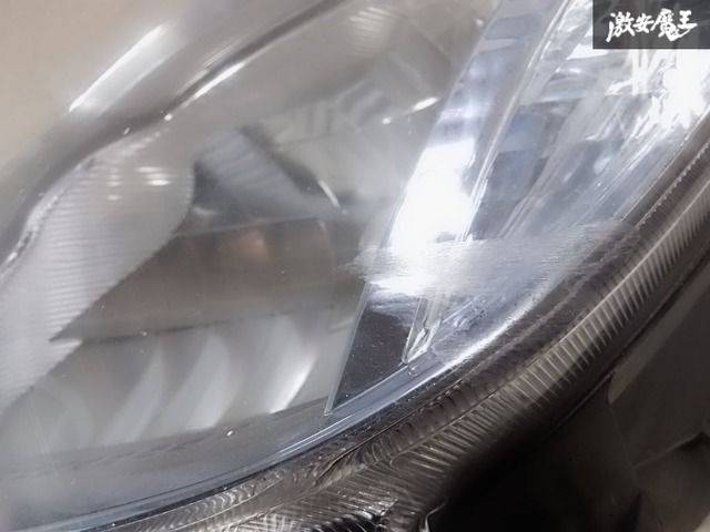 NHW20 プリウス HID ヘッドライト KOITO 47-24 刻印 ソ プリウス[NHW20