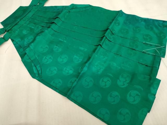 平和屋着物 七五三 男の子 5才 行灯袴 三つ巴地紋 花緑青色 ja