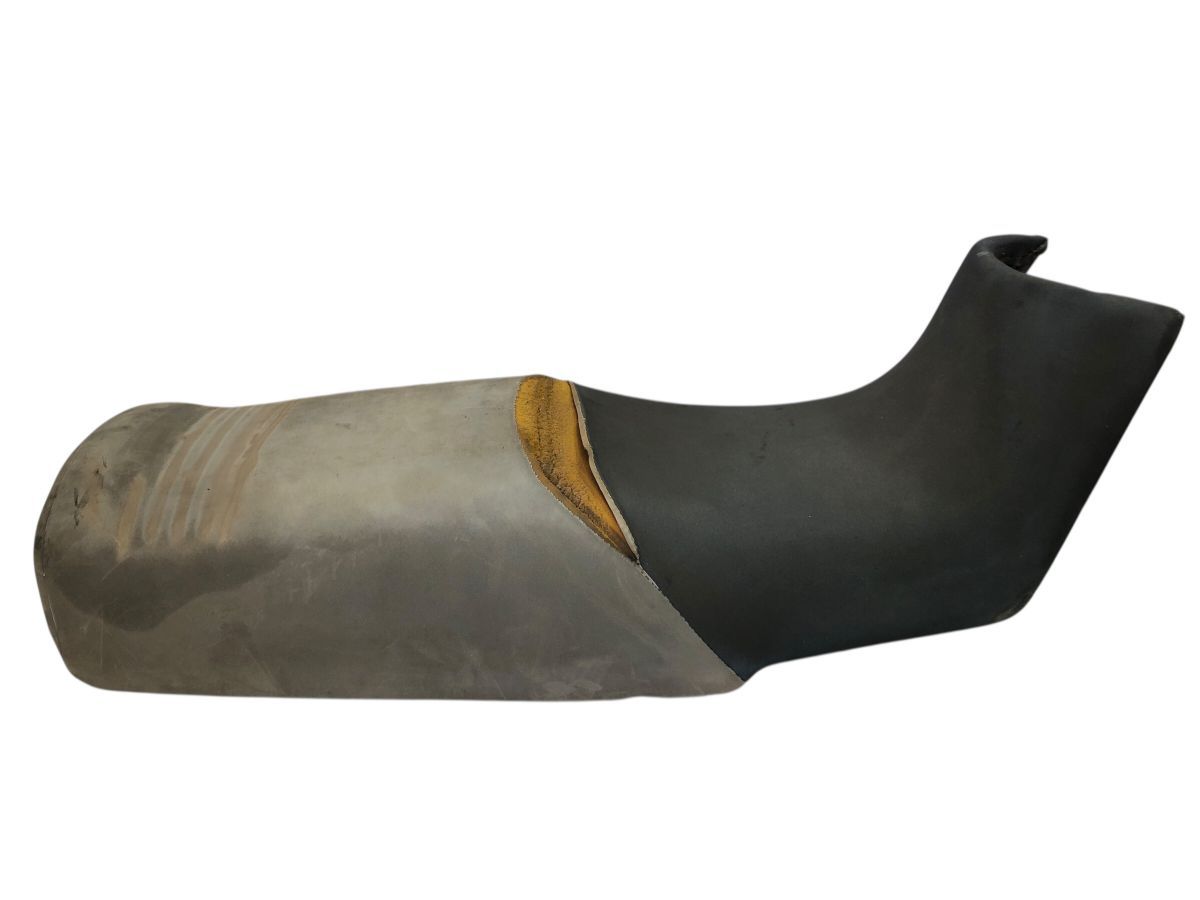 SUZUKI カタナ GU 76 A シート レストア 補修ベースにも TO M 8462