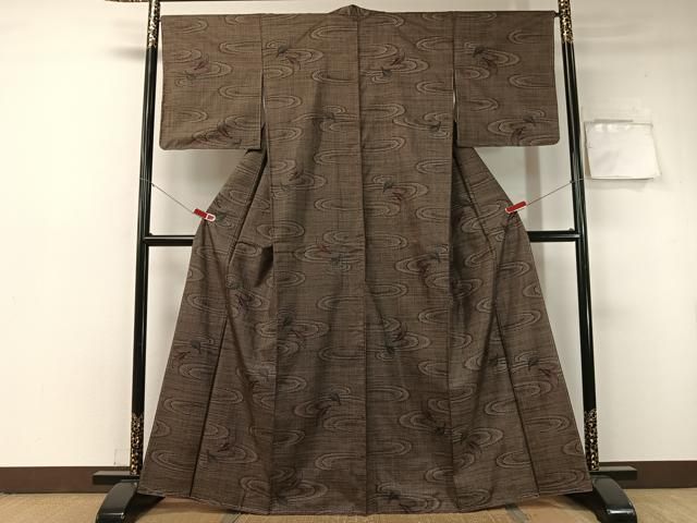 平和屋着物●本場大島紬 7マルキ 流水舞葉文 正絹 ♥ vp