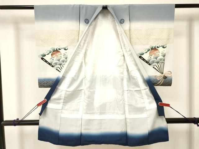 平和屋着物 お宮参り 男の子 祝着 産着 初着 のしめ 駒刺繍 龍 兜 扇面立波文 暈し染め 金銀彩 ma