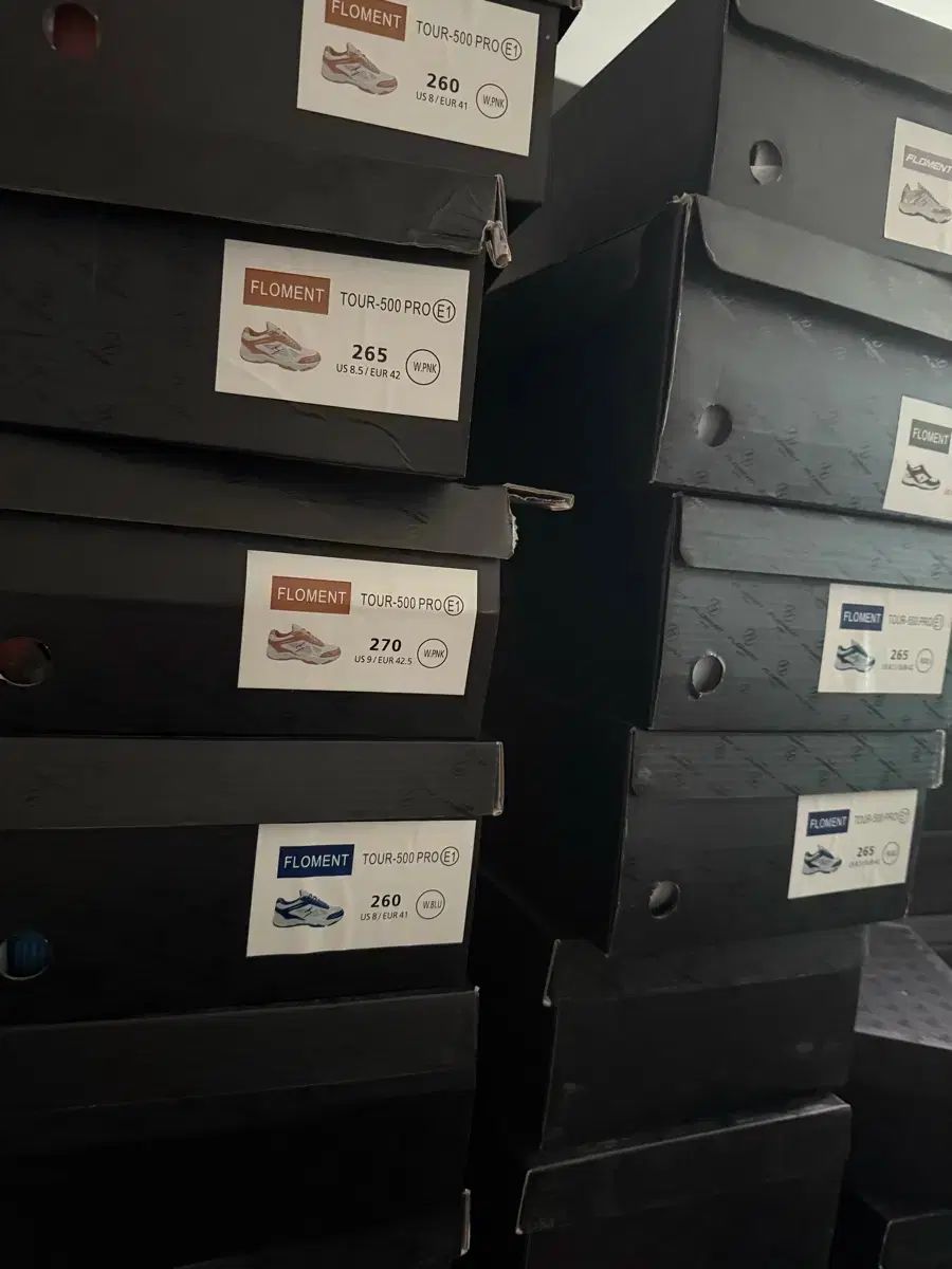 FLO-ment バドミントンシューズ サイズ別 出品