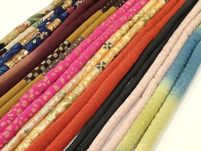 平和屋着物●和装小物 上質な帯締め10本セット 丸ぐけ 暈し 金糸 金彩 あわじ玉 飾り玉 撚り房 ay