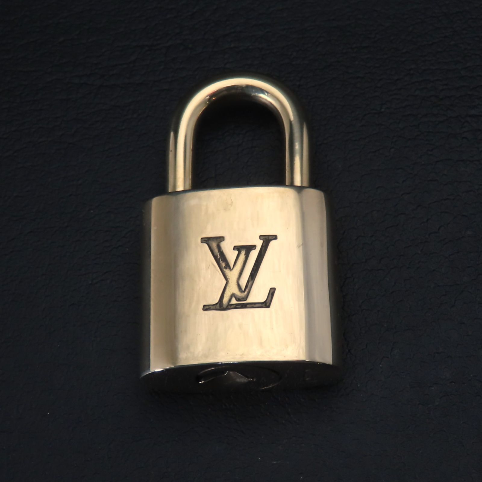 LOUIS VUITTON ルイヴィトン パドロック カデナ 南京錠 まとめ 15個