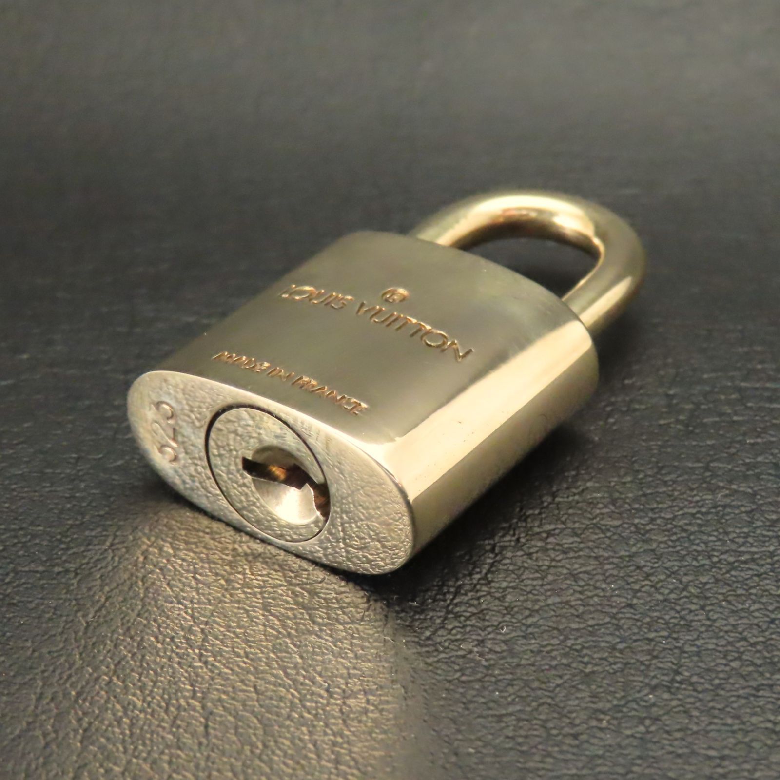 美品 Louis Vuitton LV ルイビトン ルイヴィトン ヴィトン 323