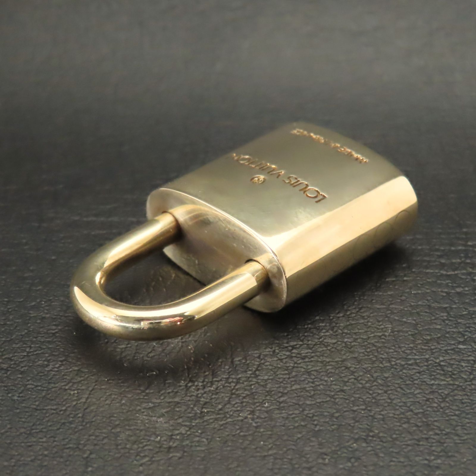 美品 Louis Vuitton LV ルイビトン ルイヴィトン ヴィトン 323 