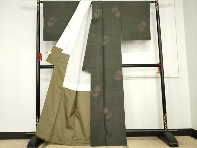 飛び亀甲 雪輪笹竹文