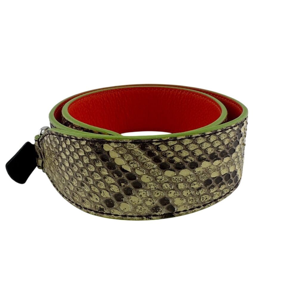 ストラップユー