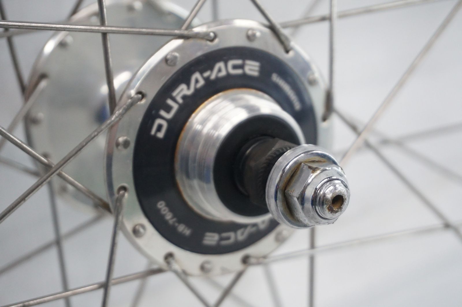 VELOCITY 「ベロシティ」 Deep Vリム SHIMANO DURA-ACE HB-7800ハブ