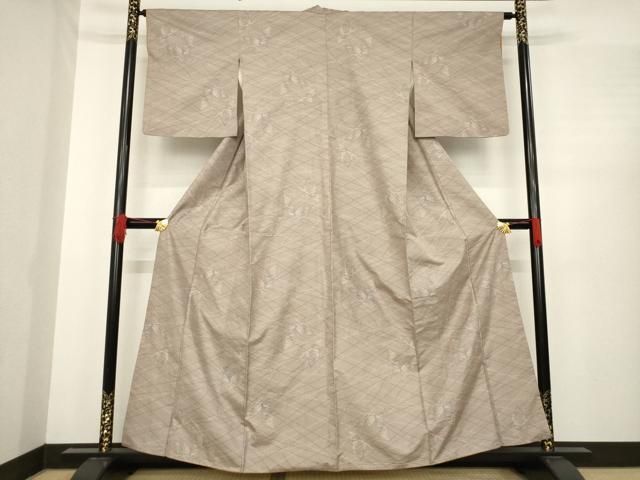 平和屋着物●都喜ヱ門 本場大島紬 カタス7マルキ 舞蝶文 藤絹織物謹製 正絹 ck