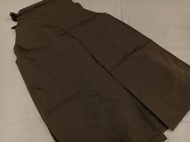 平和屋着物 男性 馬乗り袴 縞 高島屋扱い 正絹 ph