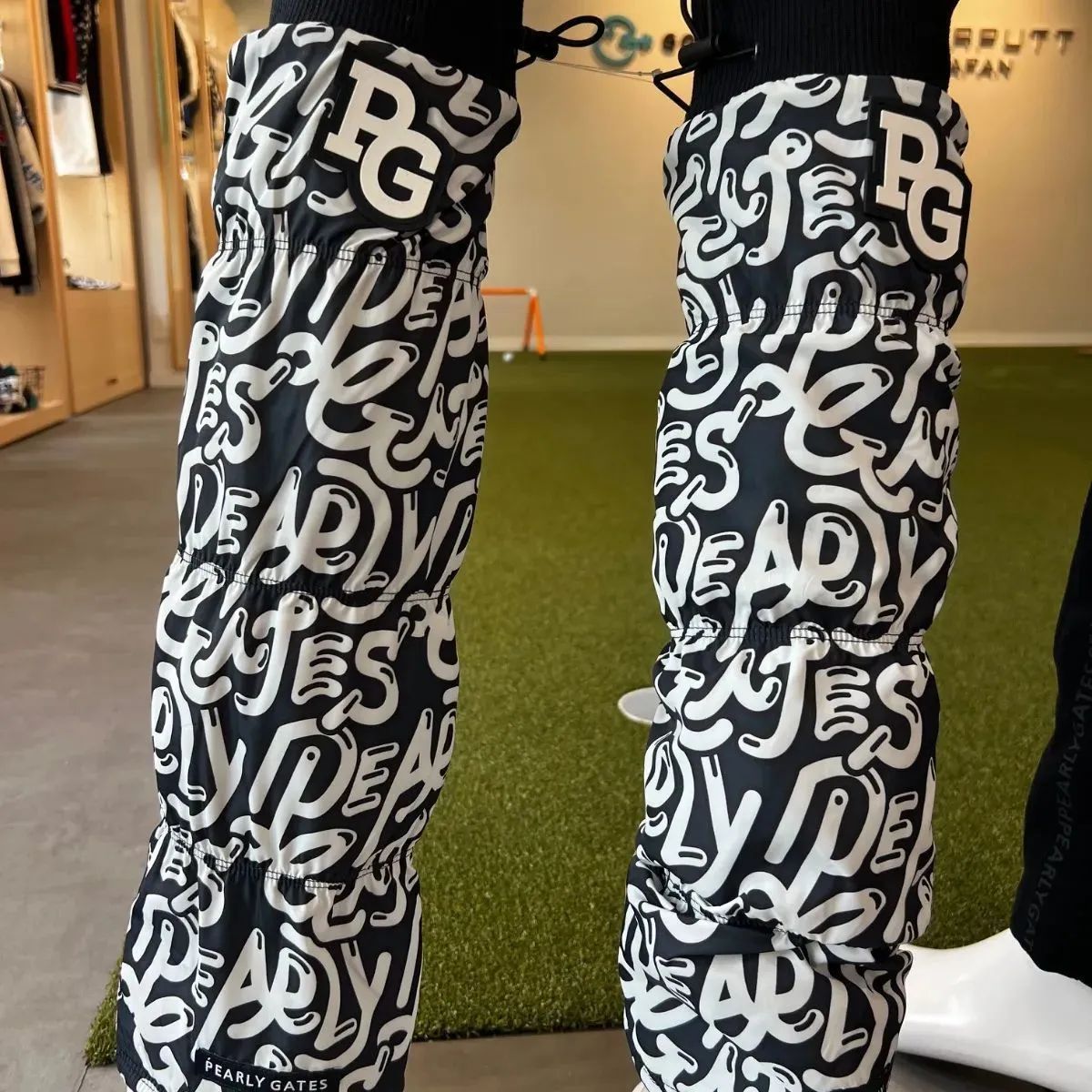 タグ付 PEARLY GATES ぷにぷにロゴ柄レッグウォーマー LADIES