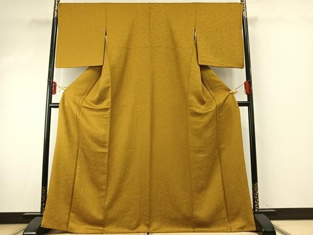 平和屋着物●上質な色無地 花尽くし地紋 山吹茶色 やまと誂製 正絹 fy