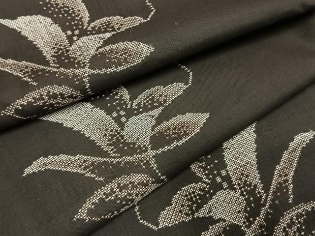 平和屋着物●本場大島紬 カタス9マルキ 草花文 正絹 fy