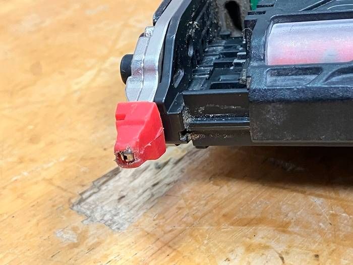 コードレスピン釘打機 18