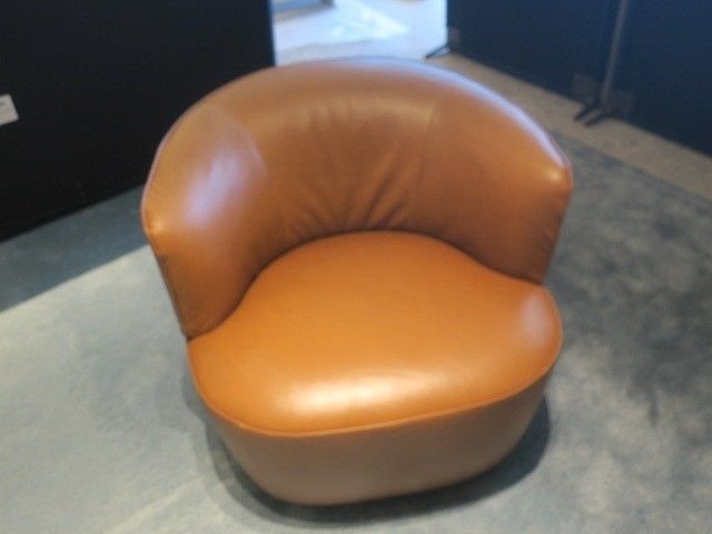 Molteni C モルティー二 パーソナルチェア １Pチェア ELAIN レザー 定96 2万