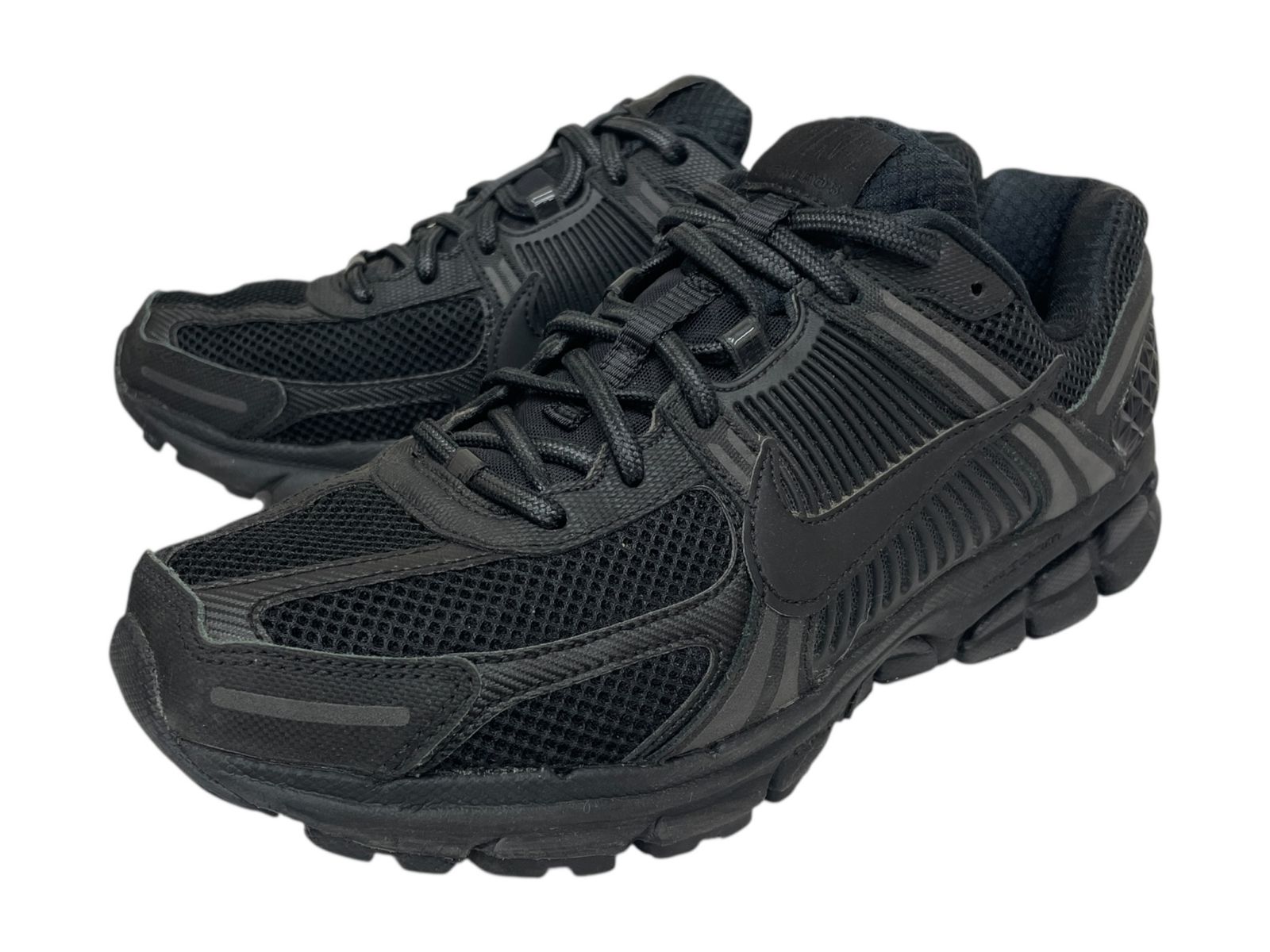 NIKE (ナイキ) Zoom Vomero ズームボメロ5 ローカットスニーカー 