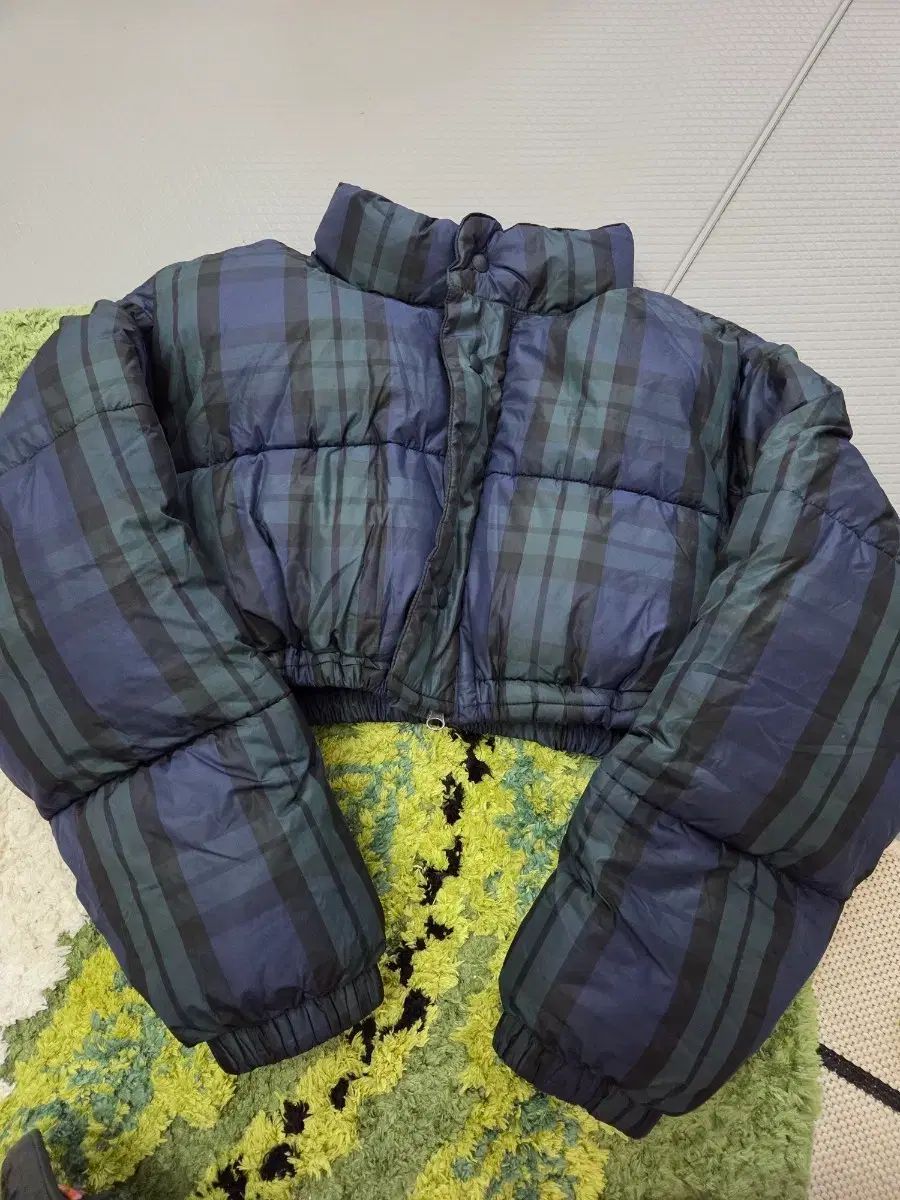 CHECK クロップド ダウン アウター