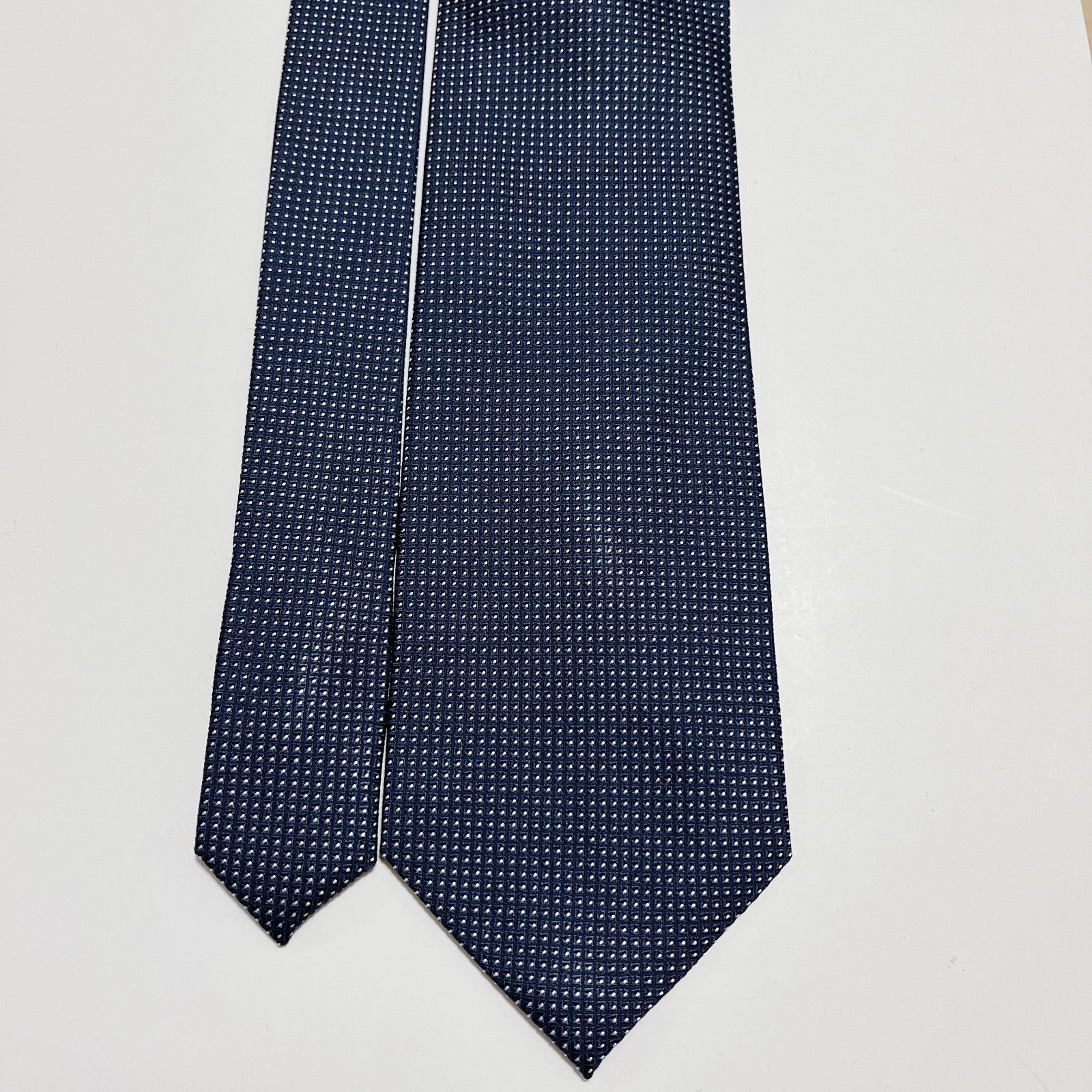 新品タグ付き エルメネジルドゼニア ネクタイ ハイブランド ストライプ柄 光沢 Ermenegildo Zegna - 美品 エルメネジルドゼニア ネクタイ ハイ