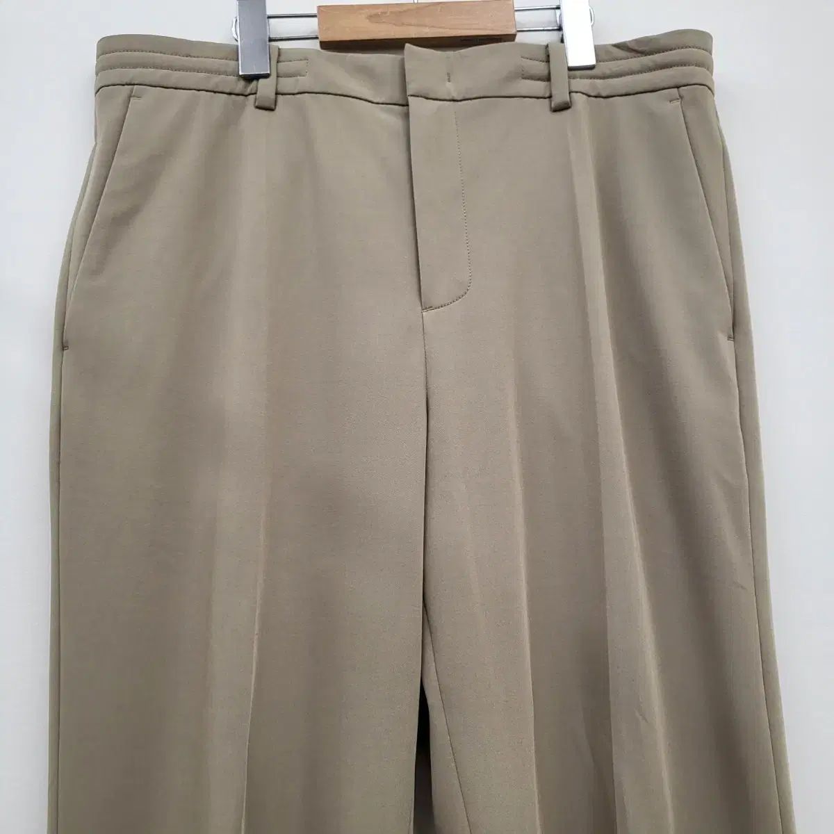 システム テーパード シャーリング パンツ