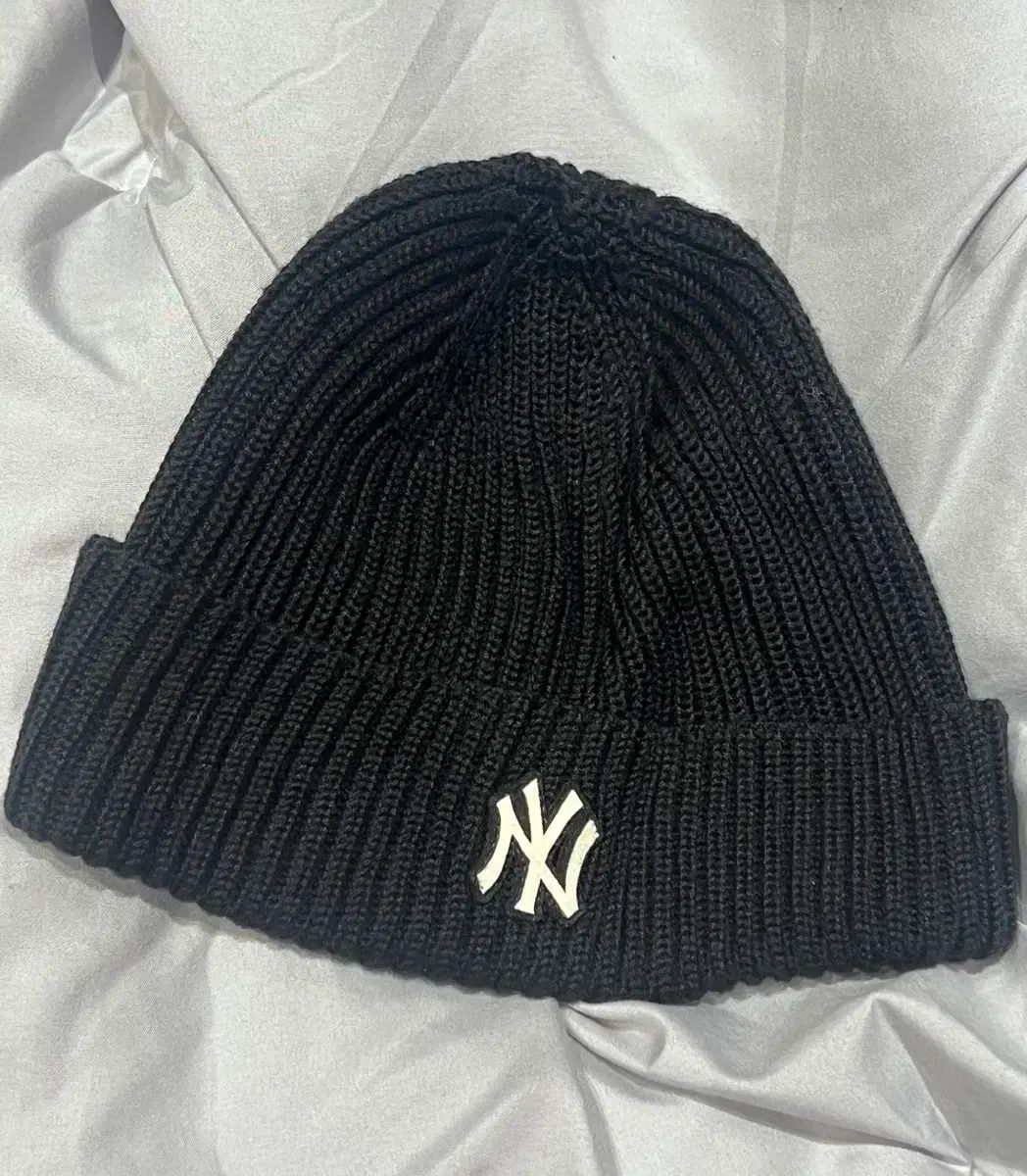 数量限定，定番 MLB NEW YORK ニューヨーク・ヤンキース ブラック ショートビーニー ニット帽・ビーニー