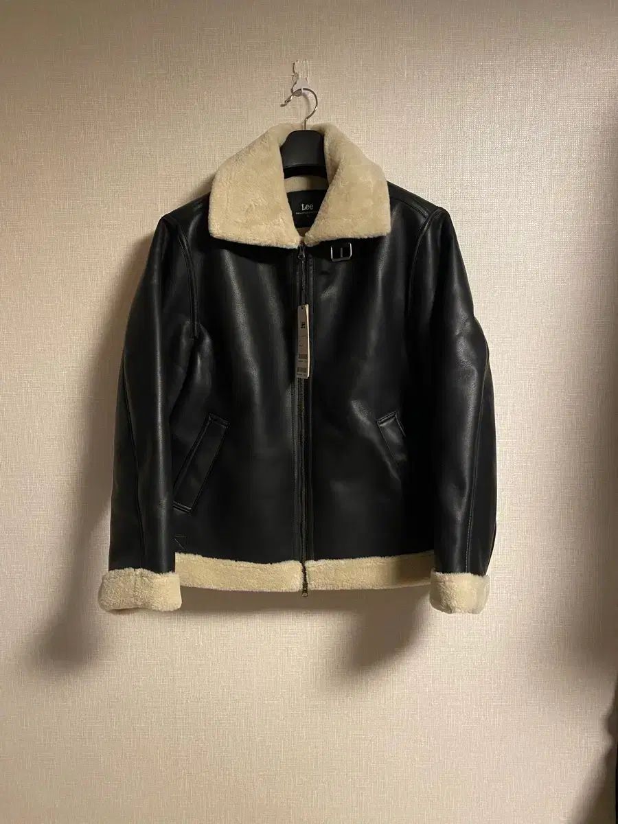 Lee リー ムートン ブラック