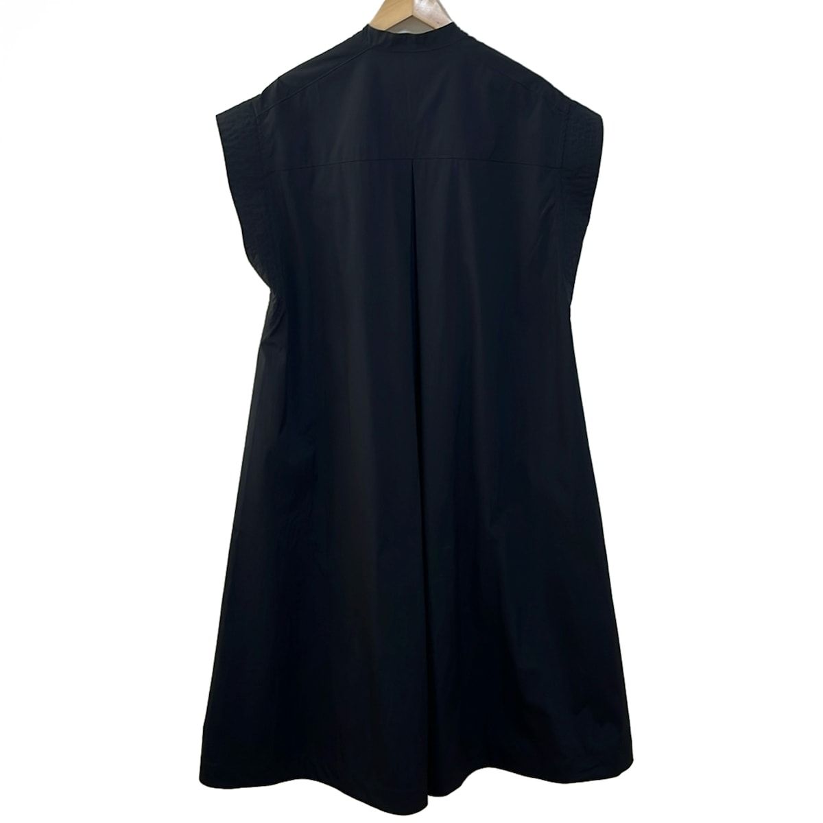 UN 3 D. アンスリード ワンピース サイズ36 S レディース - 黒 ノースリーブ マキシ丈