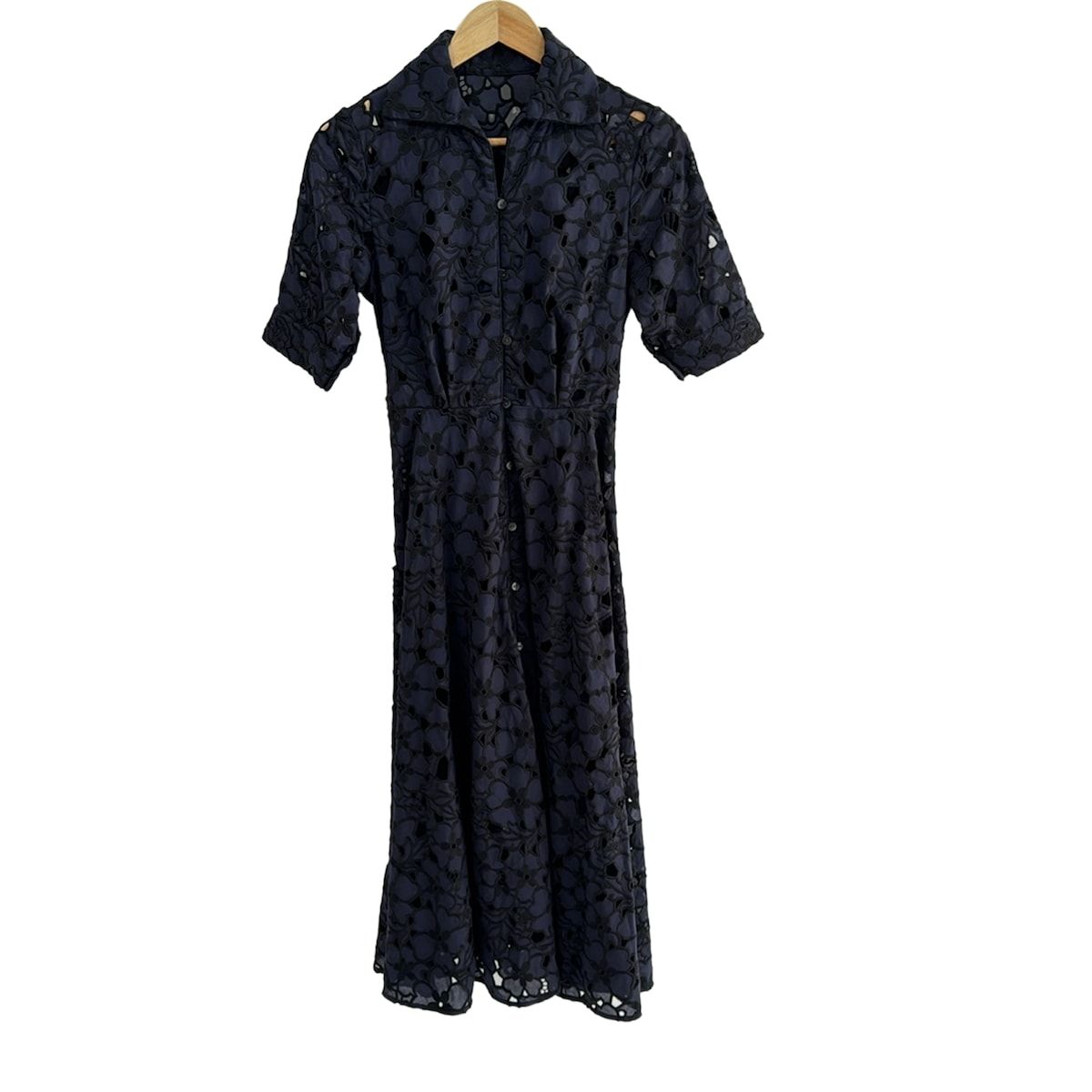 JENNE ジェンヌ ワンピース サイズM レディース - ネイビー×黒 開襟|半袖|ロング|レース|花柄|シャツワンピ