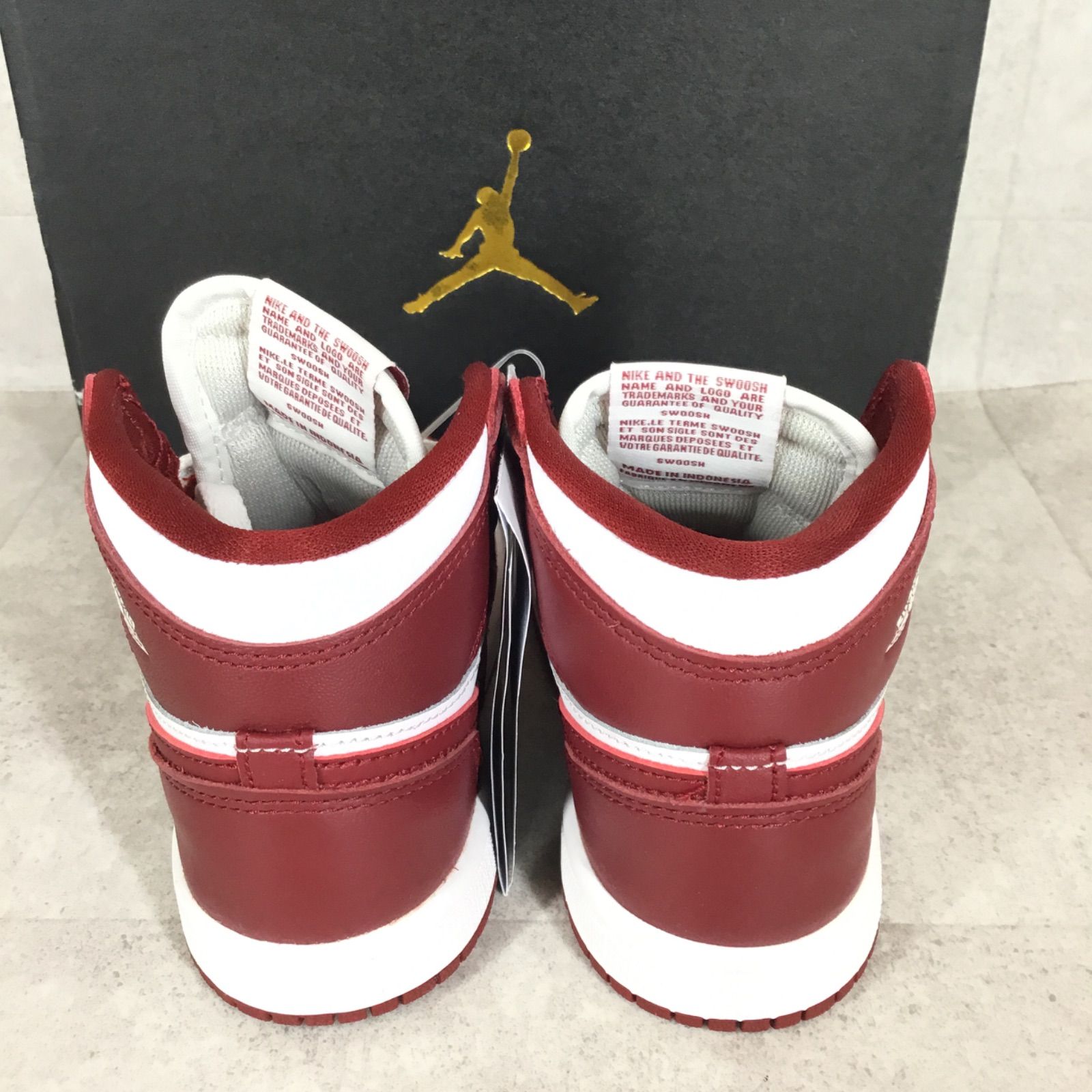 プレスクール キッズスニーカー18