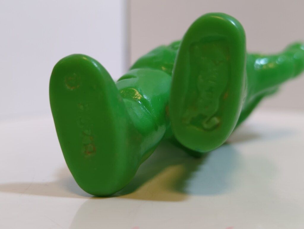 ブルマァク ミニサイズ イカルス星人 105mm 黄緑成型 約10cm ブルマァク ミニサイズ イカルス星人 105mm 黄緑成型 約10cm