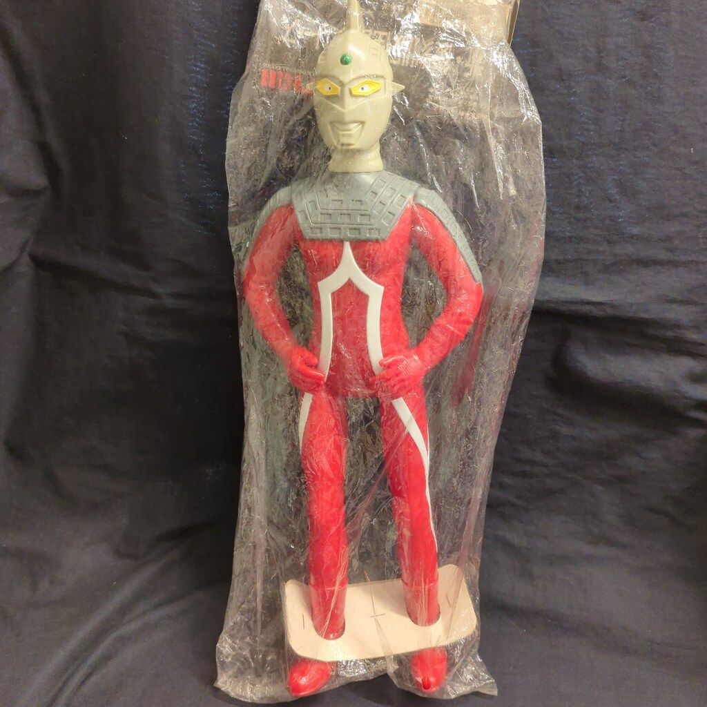 B-CLUB 新・復刻版怪獣シリーズ ブルマァク ウルトラセブン