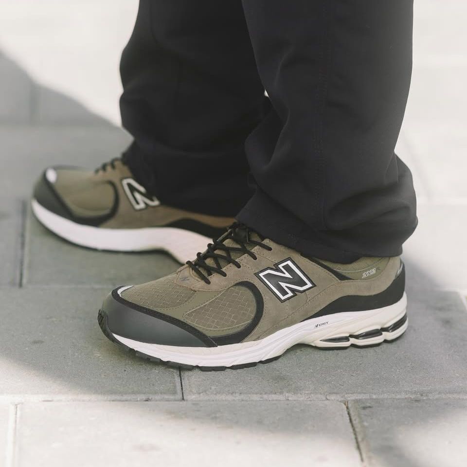 EST】新品 New Balance 2002R GORE-TEX ゴアテックス M2002RXU カーキ 