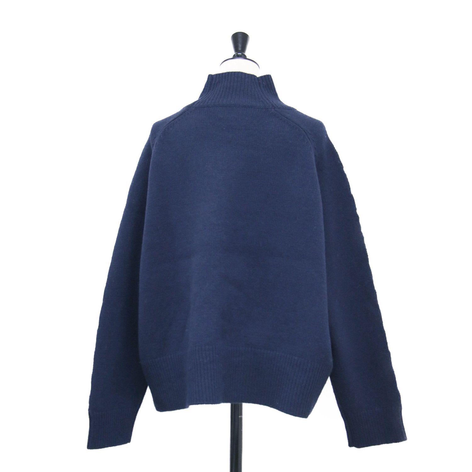 Paul Smith ポールスミス ニット ネイビー 紺 サイズ:2L | 24秋冬 レースモチーフ ニット トップス / セーター | プルオーバー ハイネック 長袖 透かし編み ミドルゲージ ウール | トップス【レディース】【中古】【K4660】 Paul Smith ポールスミス ニット ネイビー 紺 サイズ:2L | 24秋冬