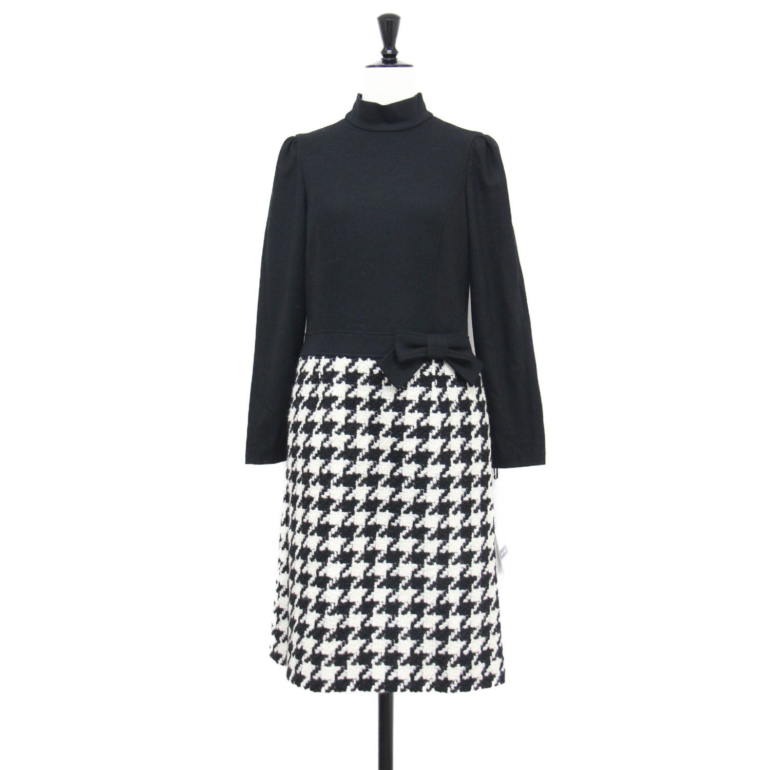 MS GRACY エムズグレイシー ワンピース ブラック ホワイト 黒白 サイズ:36(S) | 24秋冬 ニット 千鳥柄 コンビワンピース / ドレス | 長袖 ハイネック Aライン 膝丈 フレア ウール | 日本製 トップス【レディース】【K4660】 新品】MS GRACY エムズグレイシー ワンピース ブラック ホワイト 黒白