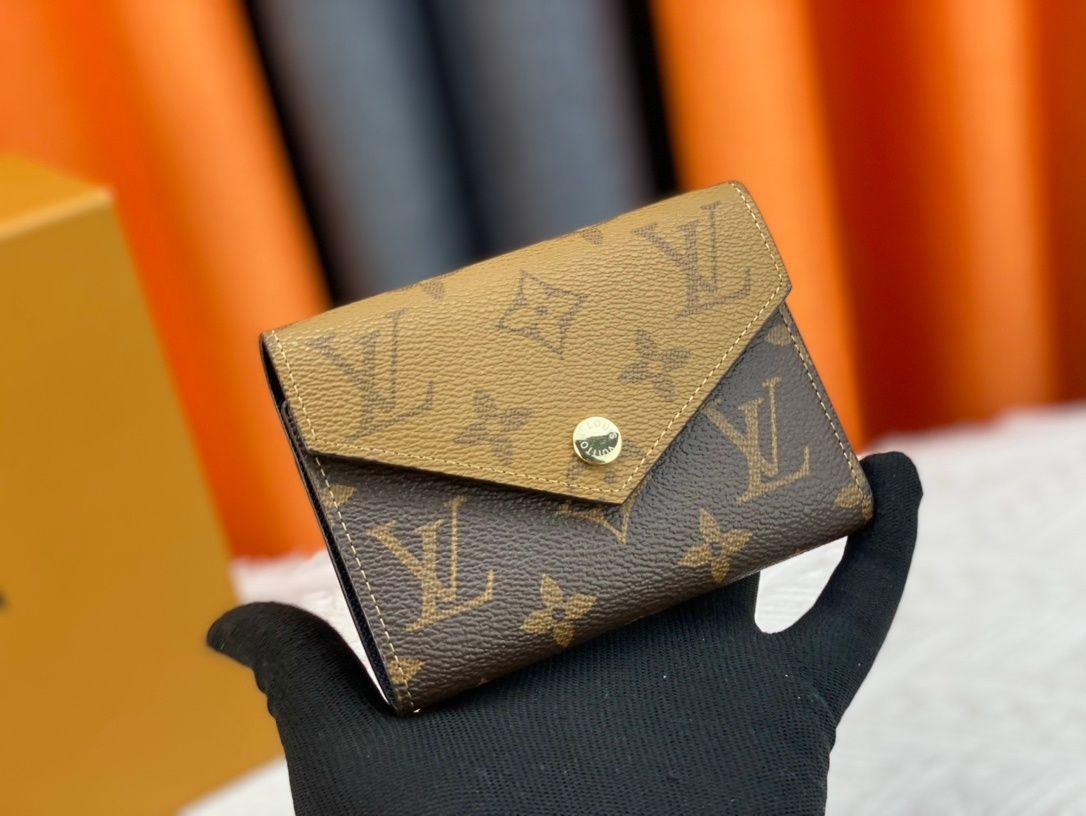 激レア 超美品級 極美品 LOUIS VUITTON 折り財布 ルイヴィトン 折り