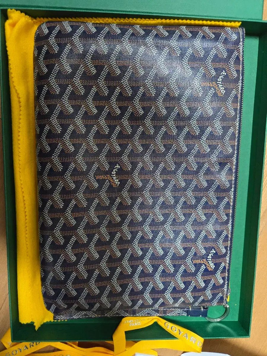 Masion Goyard ゴヤール 瀬名 泉 クラッチバッグ mm ネイビー キーホルダー