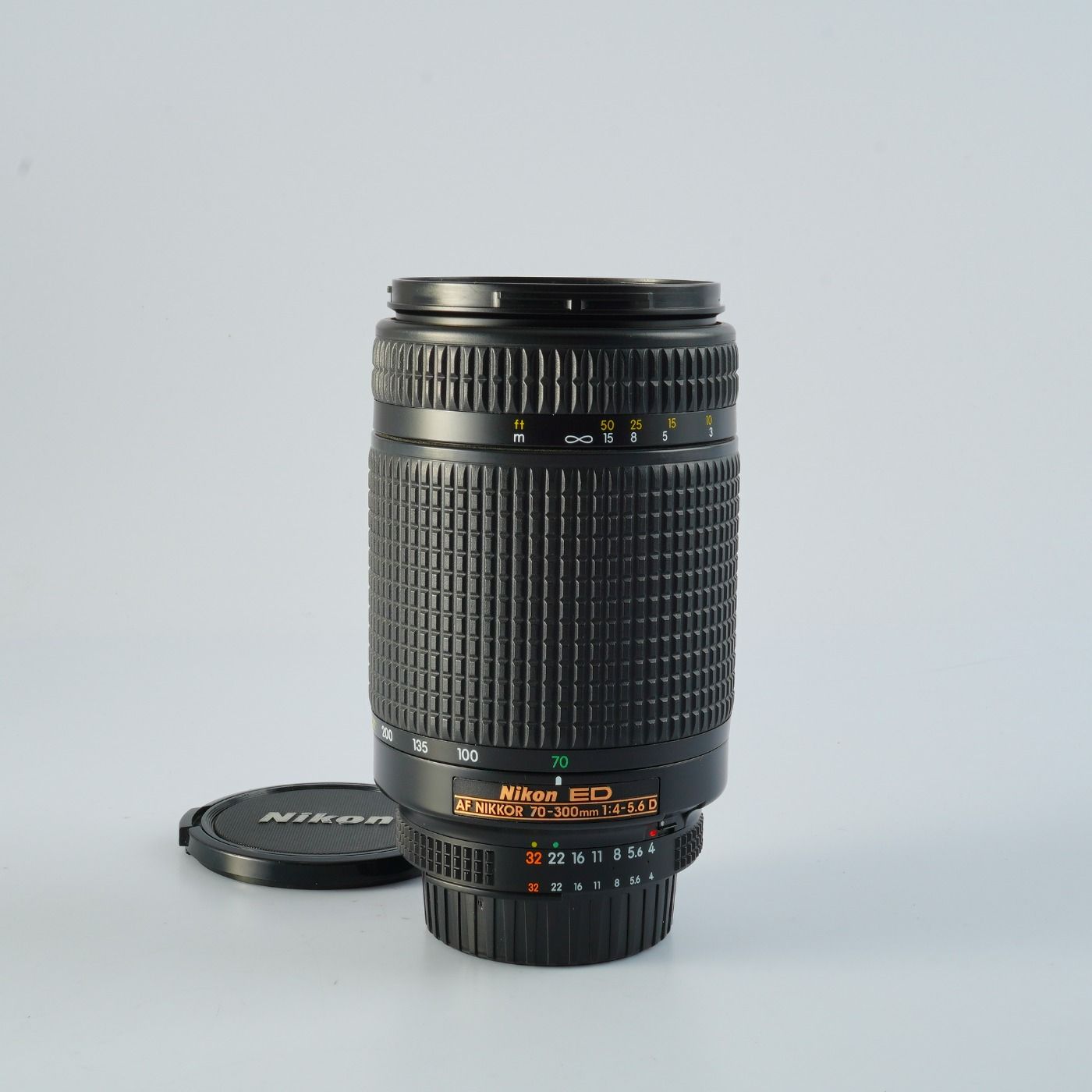 Nikon ニコン AF 最新 NIKKOR 70-300mm F/4-5.6 D ED ズーム Nikon ニコン AF 最新 NIKKOR 70-300mm F/4-5.6 D ED ズーム