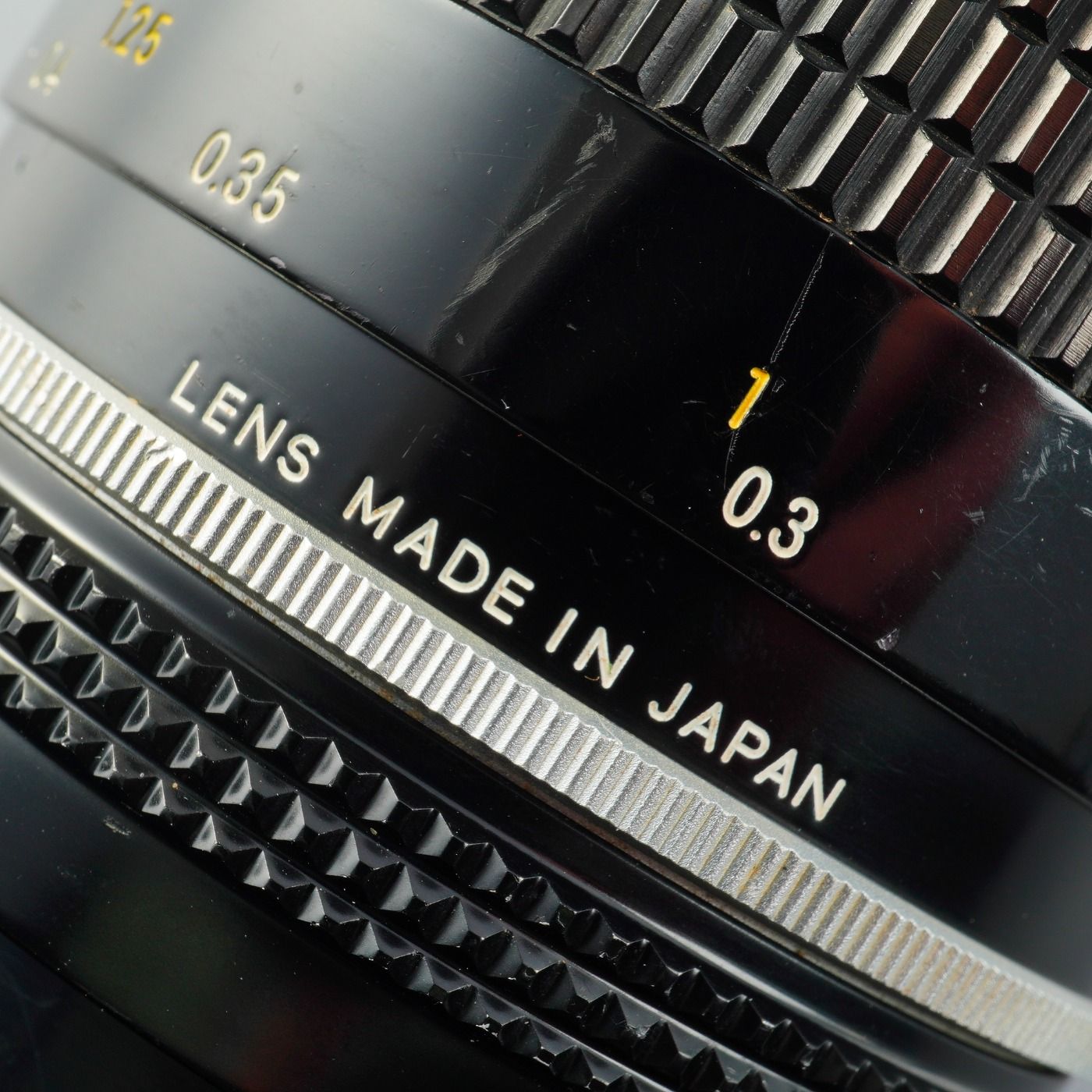 Nikon ニコン 非Ai Nikkor 35mm F/2 単焦点レンズ Nikon 非Ai Nikkor 35mm F/2 単焦点レンズ – 山田写真機店