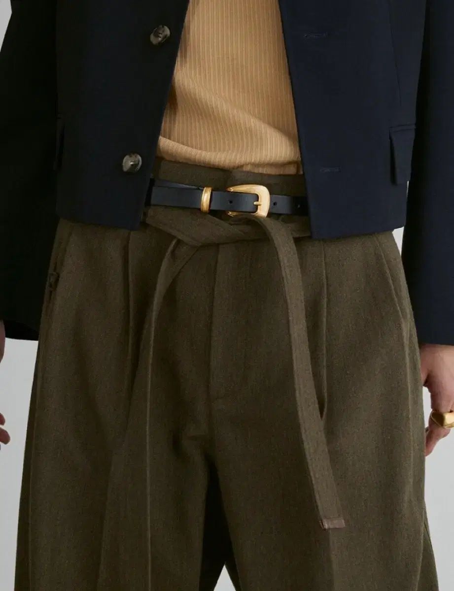 レクト ベルト付き パンツ カーキ M