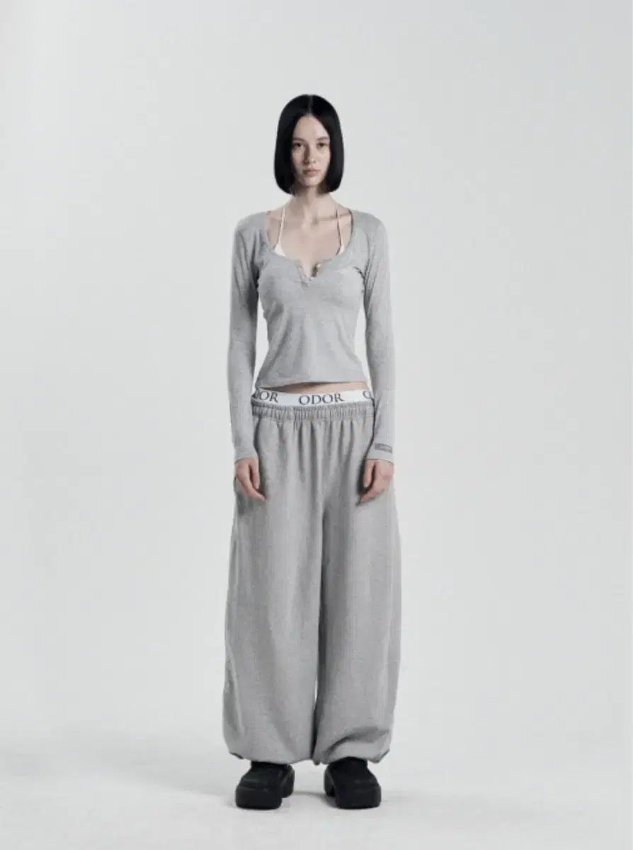 オドア モリー ジョガー グレー 起毛