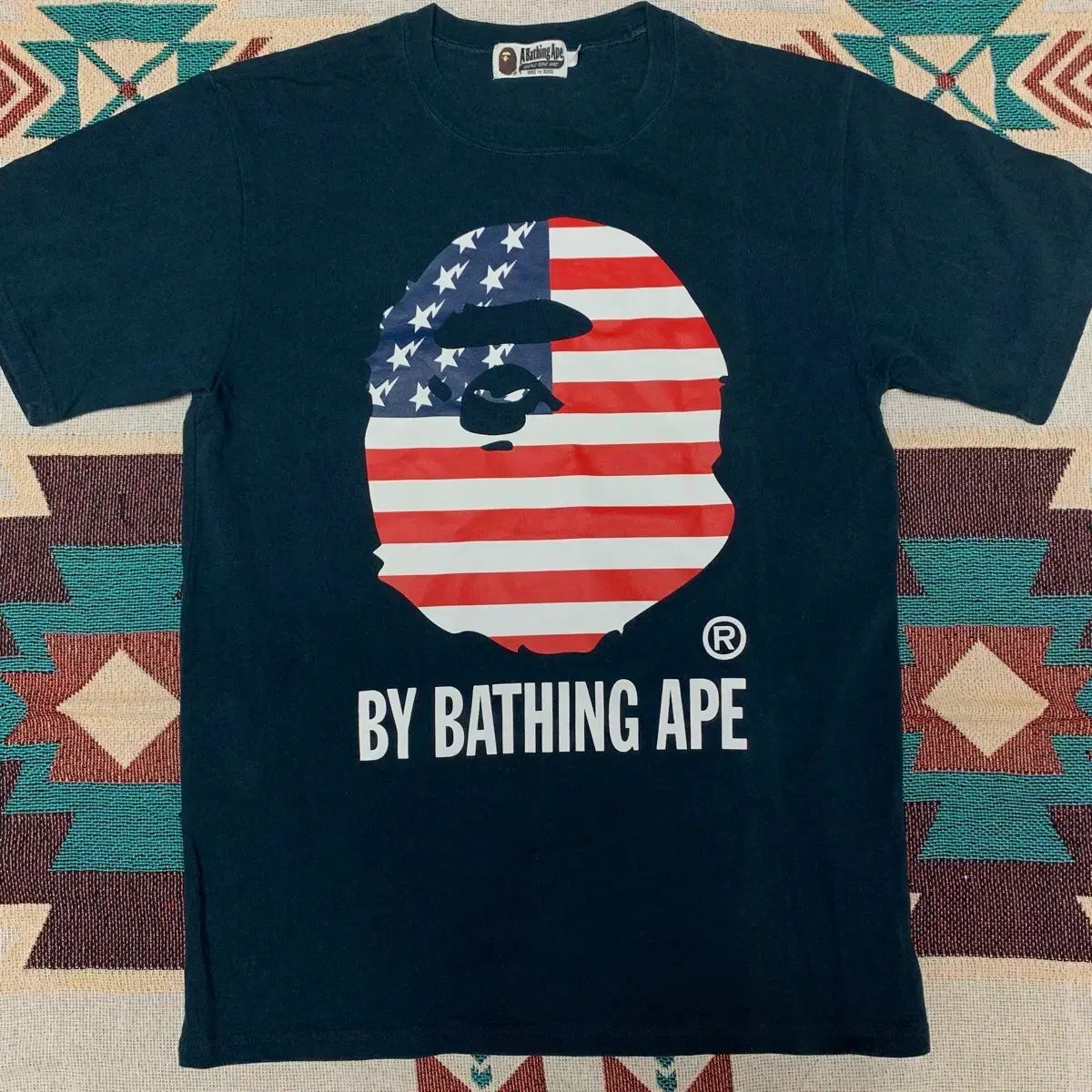 A BATHING APE アベイシングエイプ 星条旗 半袖
