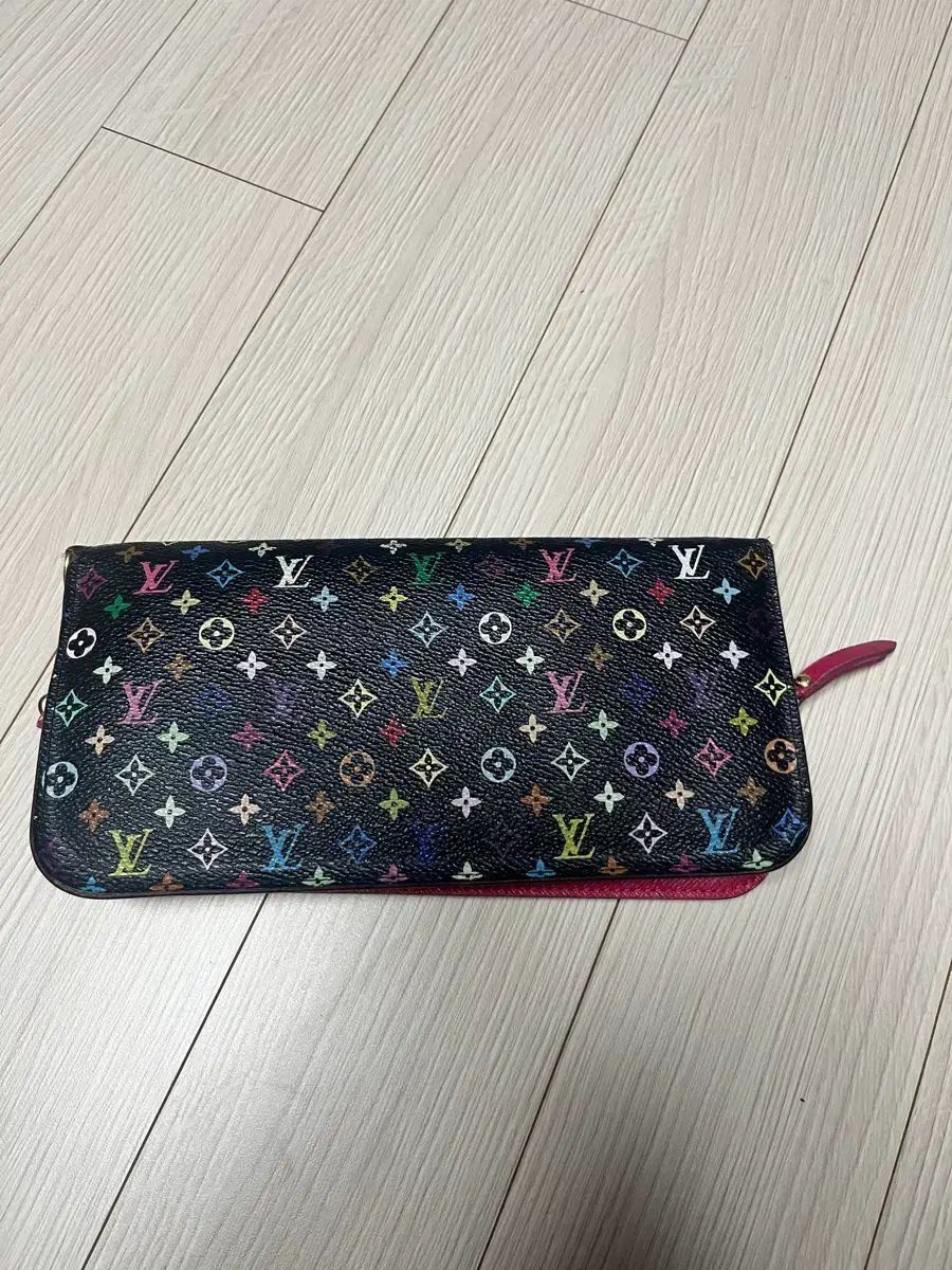 ルイヴィトン マルチ 長財布