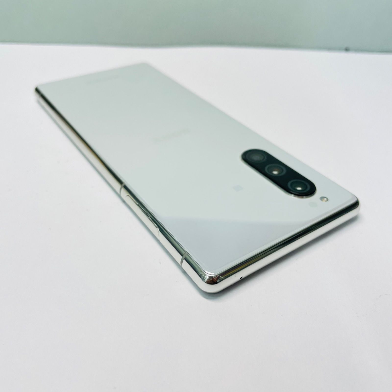 Xperia 5 901SO SIMフリー 71996 - メルカリ