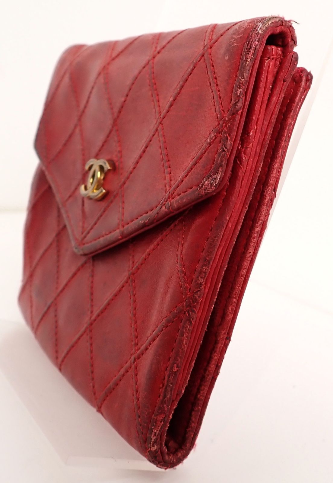 Chanel(シャネル) 二つ折り財布 レッド 赤 ココマーク キルティング