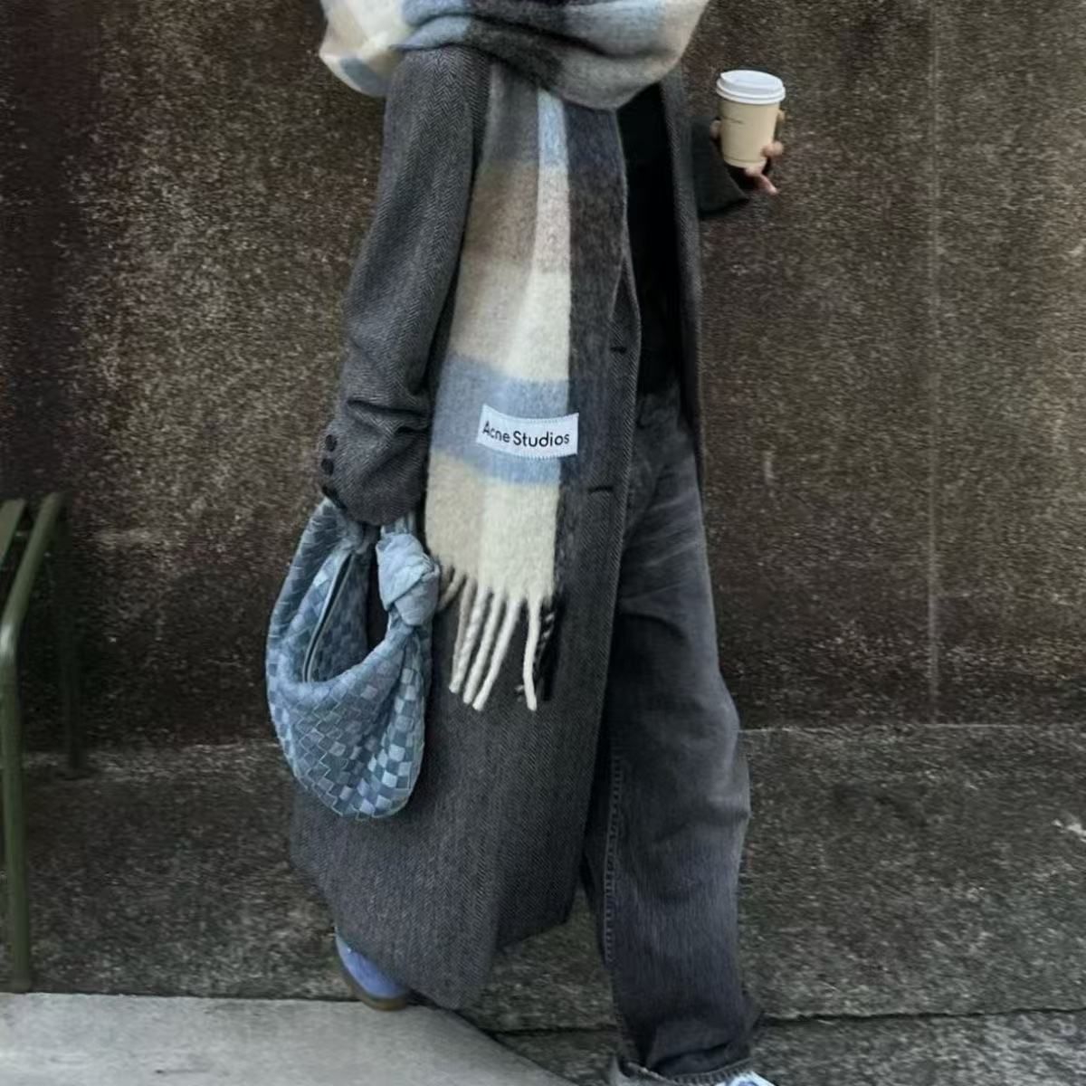 Acne Studiosブラウン チェック柄 マフラ - メルカリ