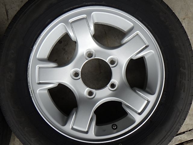 232 769 スズキ ジムニーアルミホイール＆ラジアルタイヤ 175 80 R 16 ４本セット