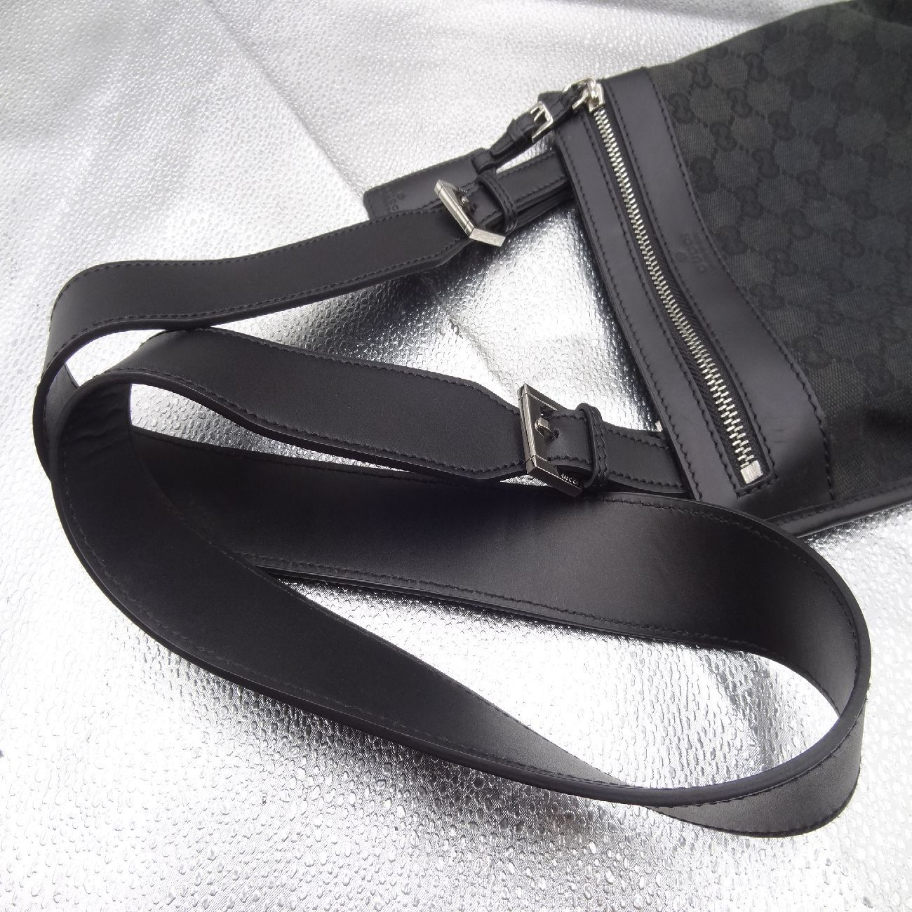 グッチ(GUCCI) GUCCI グッチ ショルダーバッグ GG柄 レザー 黒 