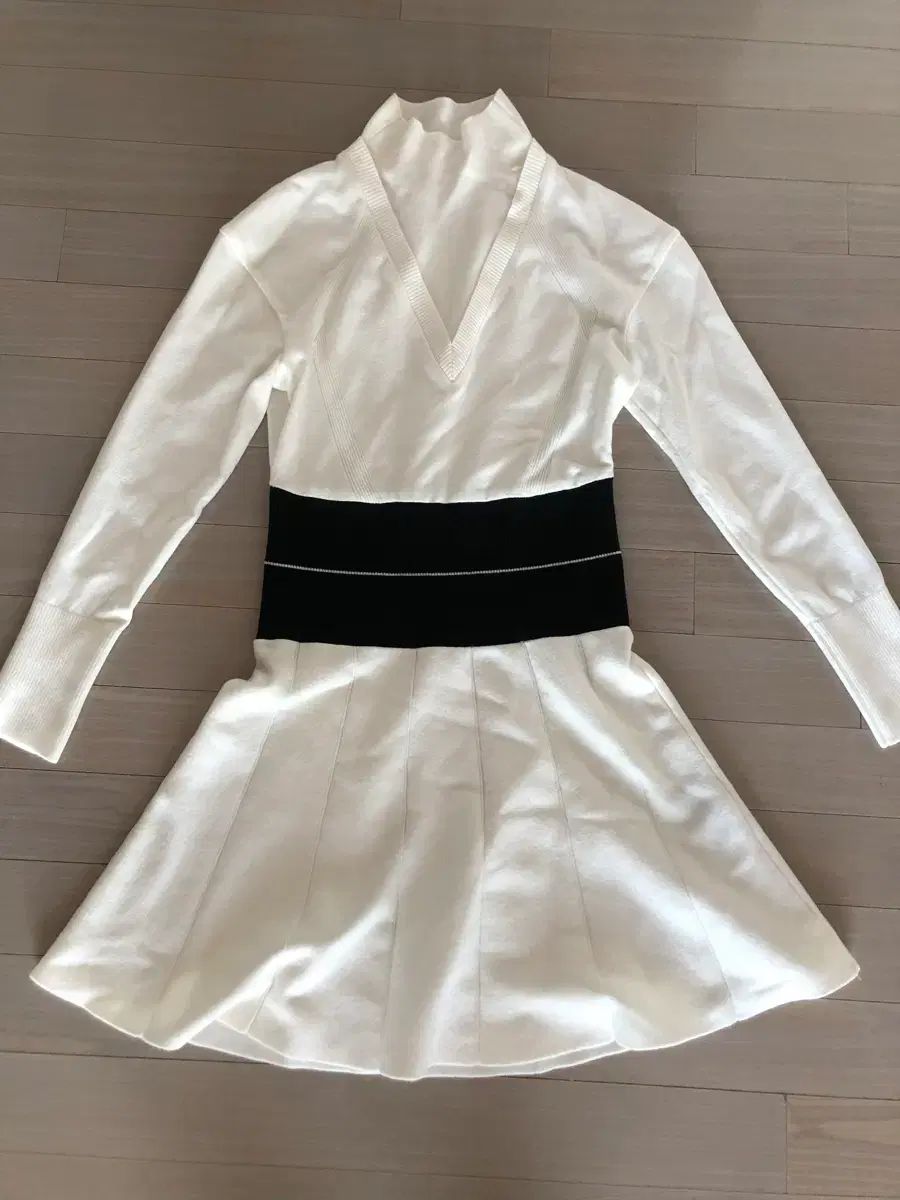 FootJoy フットジョイ レディース ゴルフ ニット ONE PIECE S アイボリー